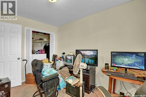 176-178 Rothwell Crescent, Regina, SK 