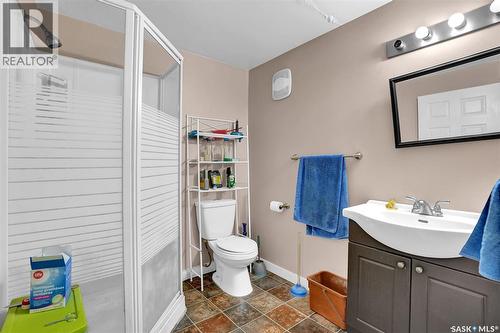 176-178 Rothwell Crescent, Regina, SK 