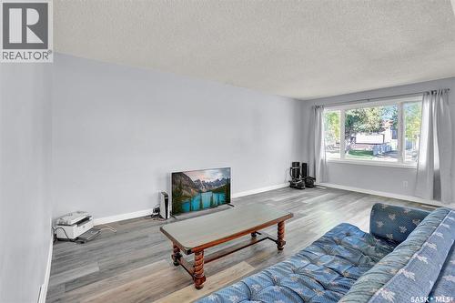 176-178 Rothwell Crescent, Regina, SK 