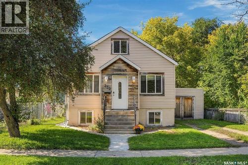 333 J AVENUE S  Saskatoon, SK S7M 2A4