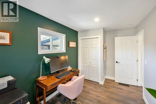 Second bedroom main floor - 886 Fairview Road, Oliver, BC 
