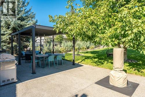 Back patio, fenced yard - 886 Fairview Road, Oliver, BC 