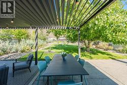 Gazebo with adjustable slats - 