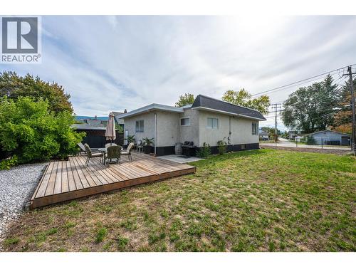 Deck/yard. - 637 Alexander Avenue, Penticton, BC 