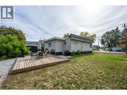 Deck/yard. - 