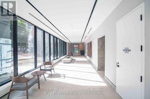 4007 - 609 SHERBOURNE STREET , Toronto, Ontario M4X 0A4 3