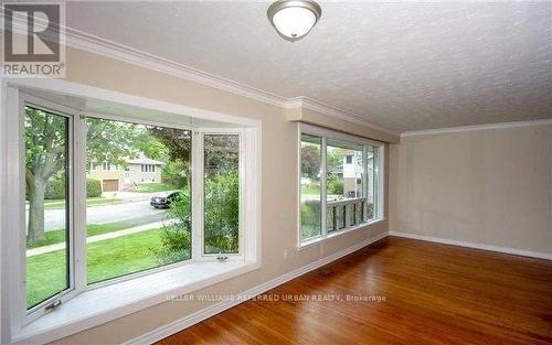 16 Carsbrooke Road, Toronto, ON 
