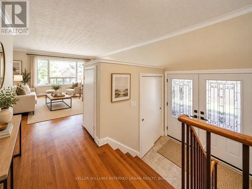 16 Carsbrooke Road, Toronto, ON 