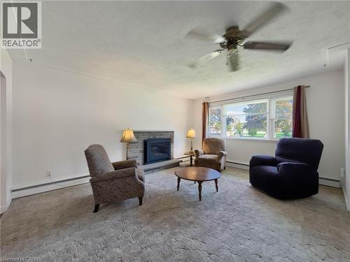216 Fairview Avenue, Dunnville, ON 