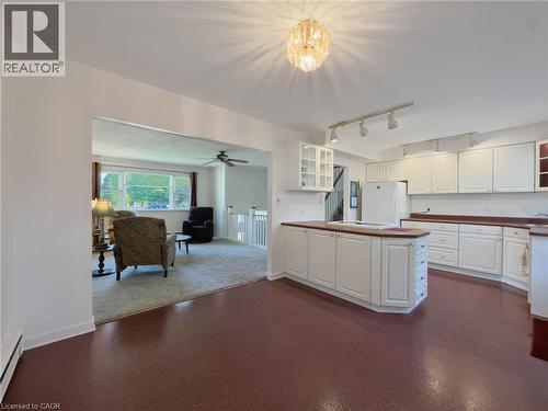 216 Fairview Avenue, Dunnville, ON 