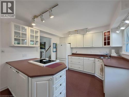 216 Fairview Avenue, Dunnville, ON 