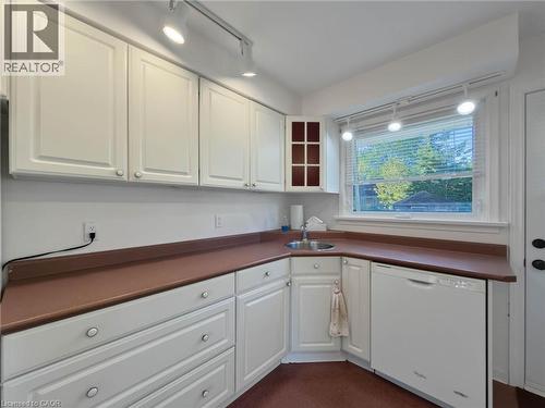 216 Fairview Avenue, Dunnville, ON 