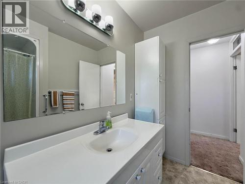 216 Fairview Avenue, Dunnville, ON 