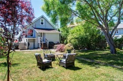 236 Crease Ave Saanich, BC V8Z 1S9