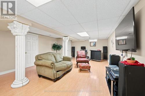 1928 New Street, Pickering, ON 