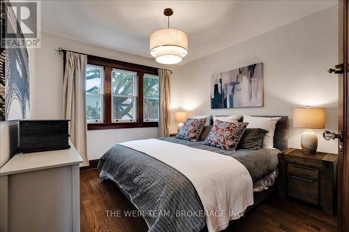 25 Oak Park Avenue, Toronto, ON 