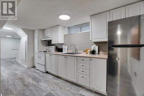 25 Oak Park Avenue, Toronto, ON 