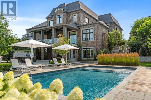 61 Ria Court, King, ON 