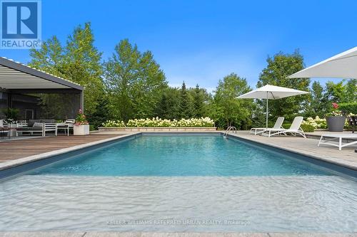 61 Ria Court, King, ON 