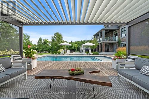 61 Ria Court, King, ON 