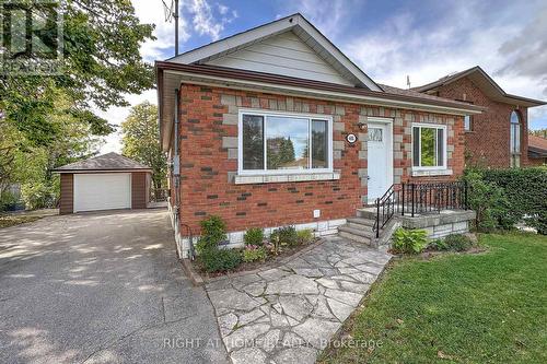 488 Cromwell Avenue, Oshawa, ON 