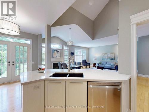 29 Tucker Court, Aurora, ON 
