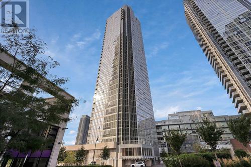 515 - 2916 Highway 7, Vaughan, ON 