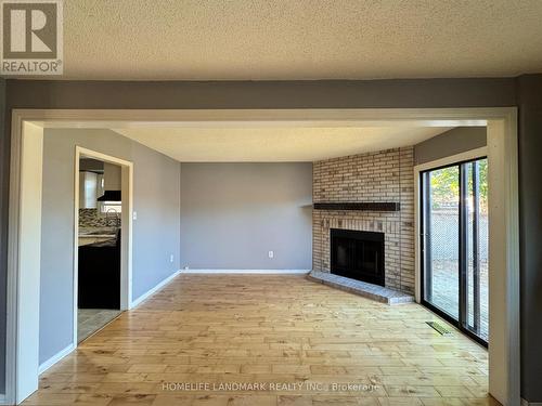 23 WALLACE DRIVE , Barrie, Ontario L4N 7E2 4