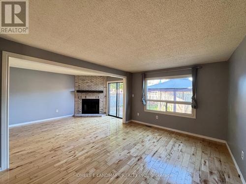 23 WALLACE DRIVE , Barrie, Ontario L4N 7E2 5