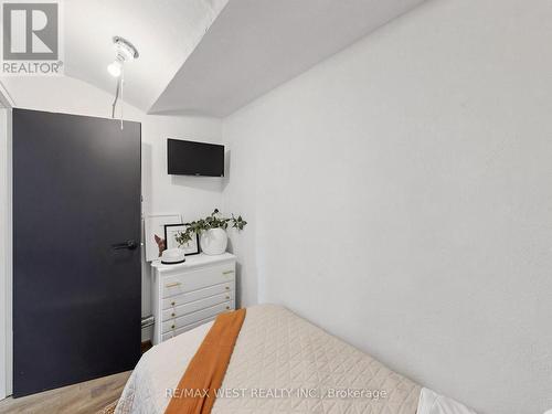 6 - 2027 Bluefields Drive, Burlington, ON 