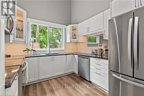 332 Grand River Avenue, Brantford, ON 