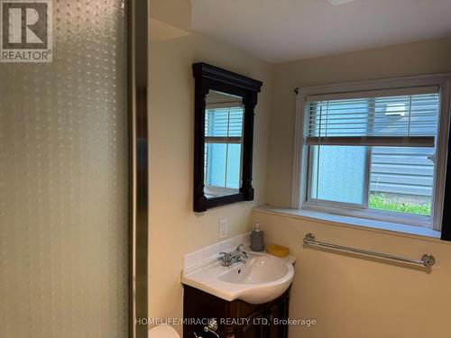 40 St Charles Street, Belleville, ON 