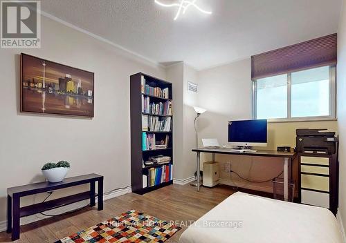 1102 - 820 Burnhamthorpe Road, Toronto, ON 