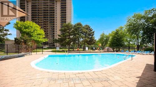 1102 - 820 Burnhamthorpe Road, Toronto, ON 