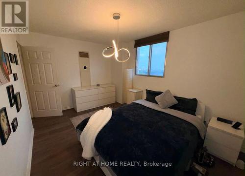 1102 - 820 Burnhamthorpe Road, Toronto, ON 