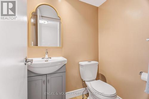 38 Compata Way, Ottawa, ON 