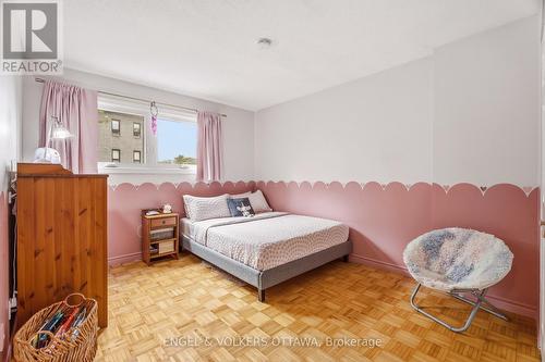 38 Compata Way, Ottawa, ON 