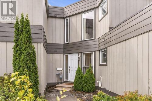 38 Compata Way, Ottawa, ON 