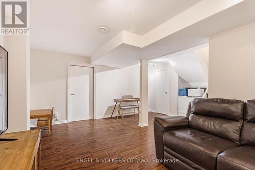 38 Compata Way, Ottawa, ON 