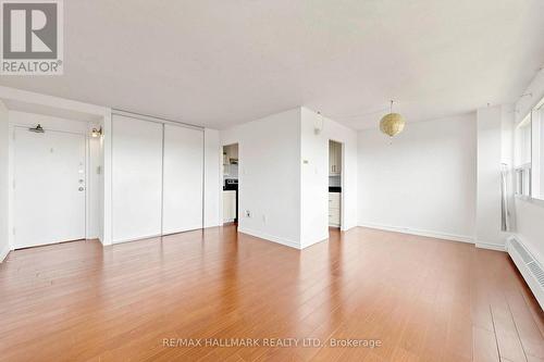 1512 - 100 Leeward Glenway, Toronto, ON 