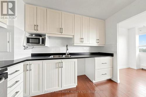 1512 - 100 Leeward Glenway, Toronto, ON 