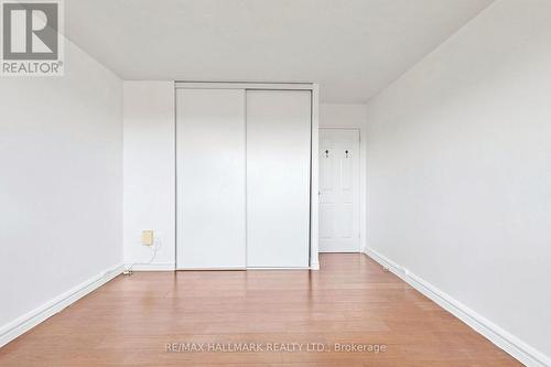 1512 - 100 Leeward Glenway, Toronto, ON 