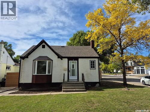 390 6Th Avenue Nw, Swift Current, SK 
