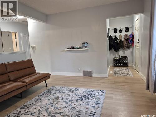 390 6Th Avenue Nw, Swift Current, SK 
