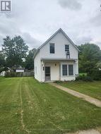 244 ELM STREET W Chatham-Kent (Bothwell), ON N0P 1C0