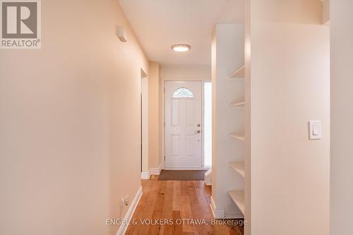 E - 451 MOODIE DRIVE , Ottawa, Ontario K2H 8T6 3