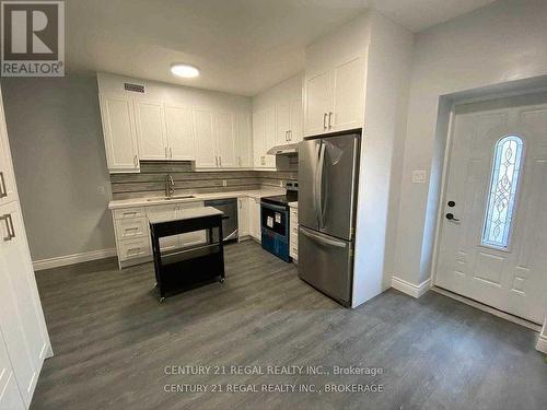 246 Spadina Avenue, Toronto, ON 