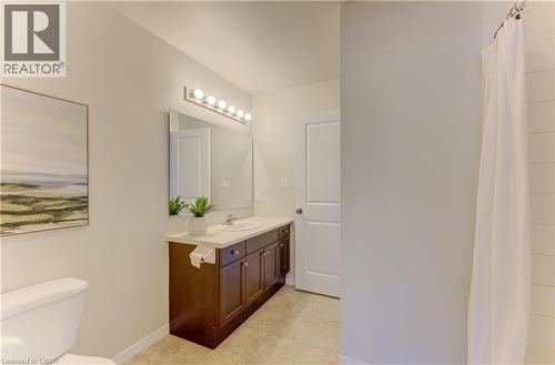 975 Zeller Crescent, Kitchener, ON 