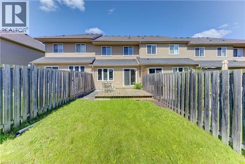 975 Zeller Crescent, Kitchener, ON 