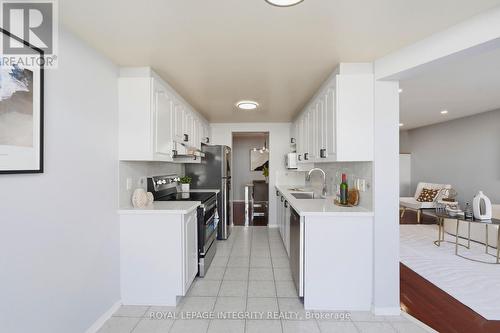 2254 Silverado Crescent, Ottawa, ON 